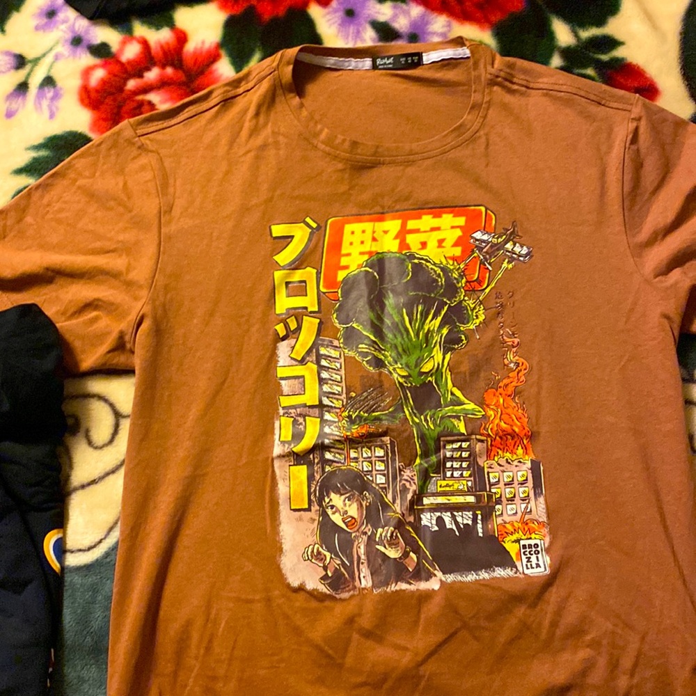 Really cool shirt go nice with everything